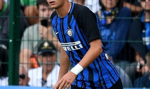 体育平台-曾被估价4000万欧！蓝黑小将又遭遇重伤，国米追求17岁超新星|国际米兰|卡尔博尼|范赫斯登|巴雷拉|科斯托夫_新浪体育_新浪新闻