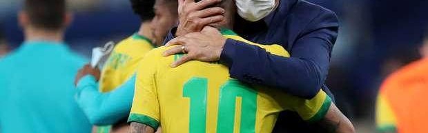 开云平台-输掉美洲杯决赛后蒂特该去该留？名宿：得请来瓜帅