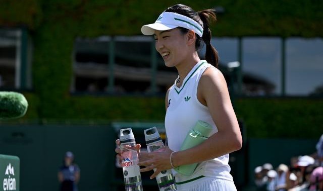 体育平台-张奔斗：王欣瑜草地为什么这样红？