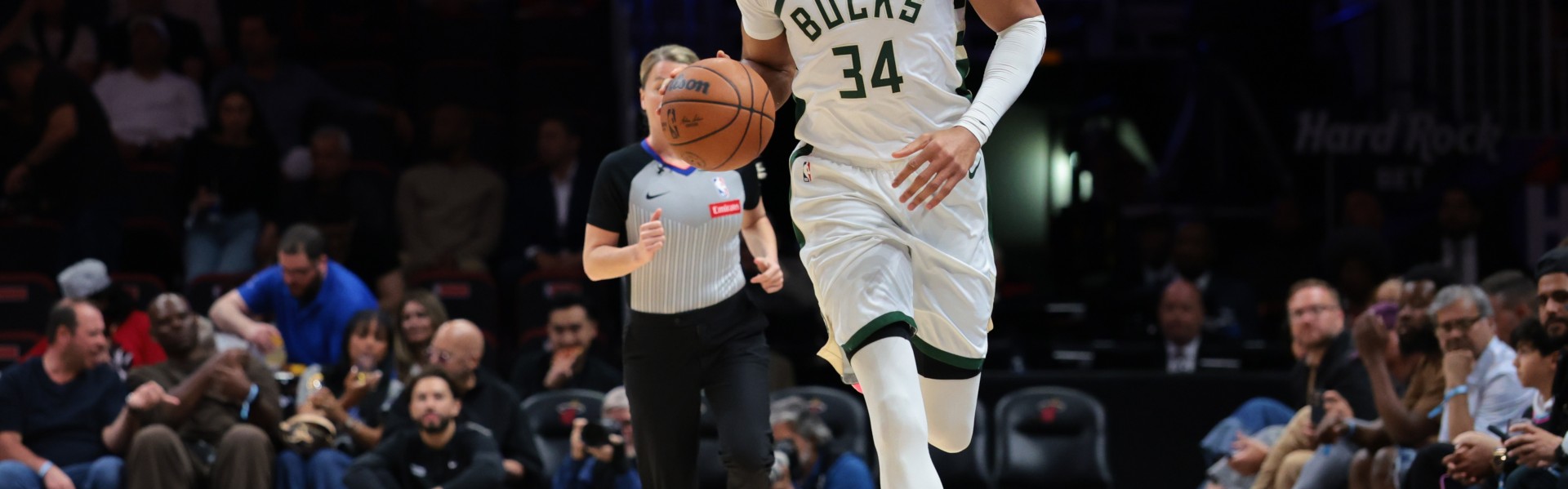 体育平台-德隆：希望字母哥能来爵士 我们可是有很多的选秀权