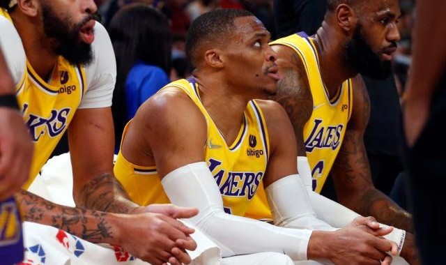 体育娱乐-老化版湖人注定难成功？F4失败 科加霍纳也落寞