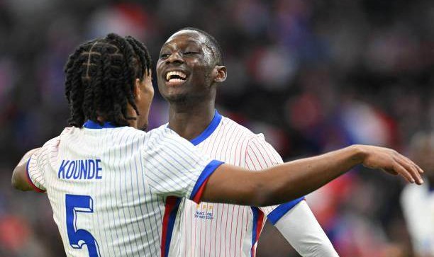 体育平台-法国遭遇黑色3月，有些事比姆巴佩不进球更可怕…