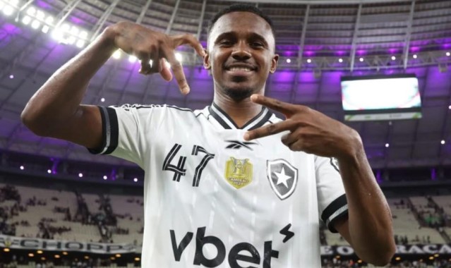 体育平台-记者：热菲尼奥在辽宁铁人的年薪为160万美元，外加绩效奖金