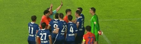 体育平台-足协公布罚单：王上源因击打对手停赛3场罚款3万元